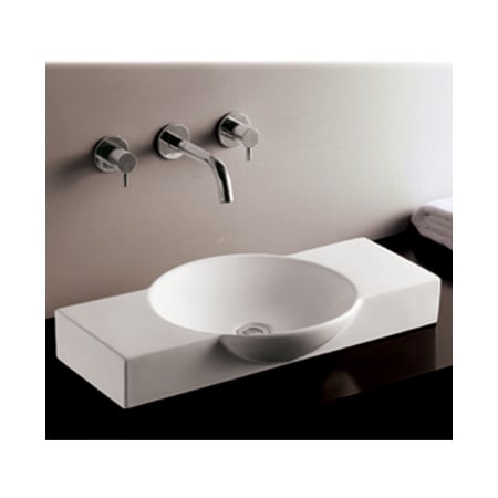 Whitehaus RctnglrAbove Mount Basin W/ Integrated Rnd Bowl And A Center Drain, Wht WHKN1112